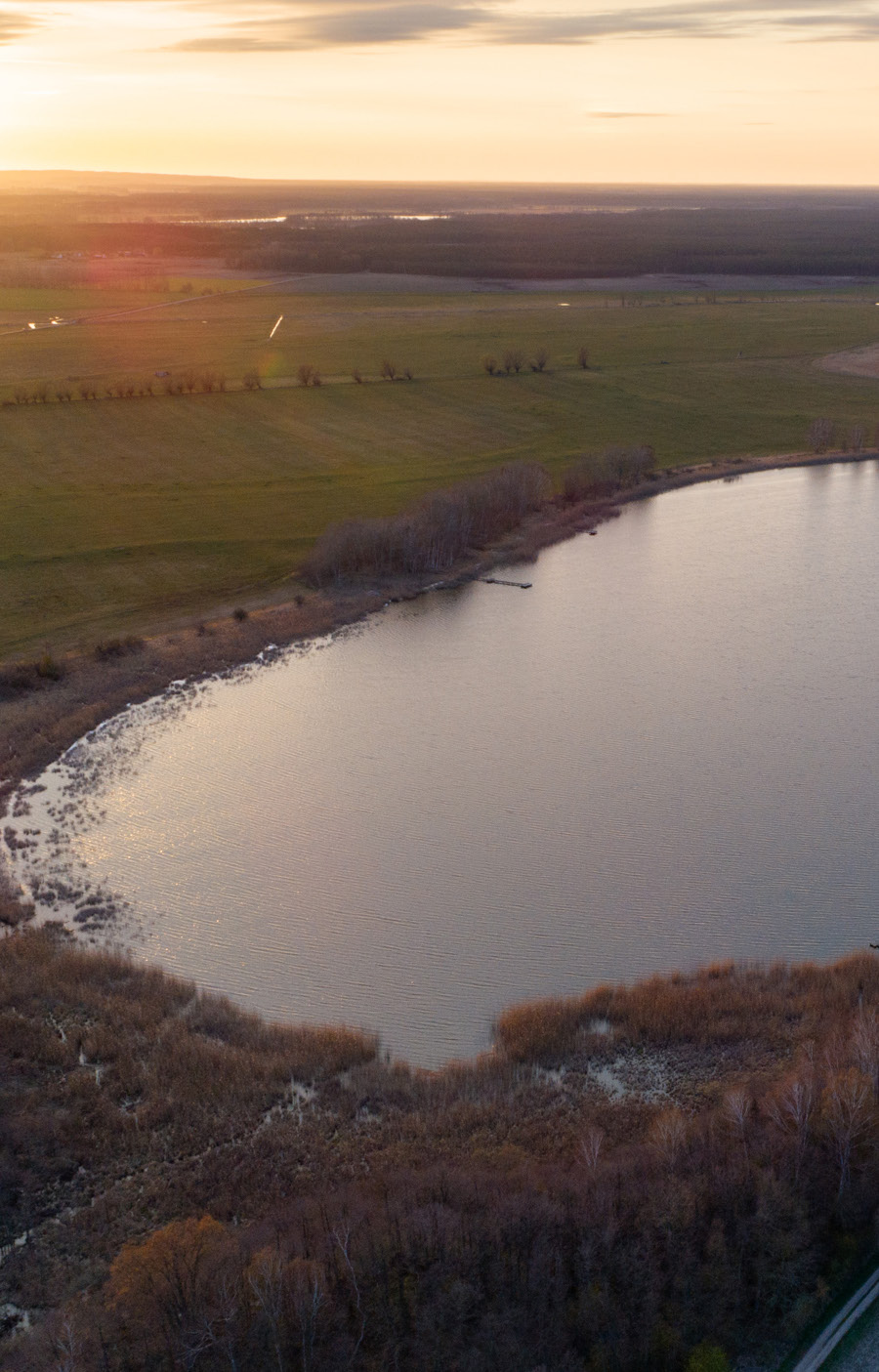 Fishing huts at the banks of the lake Haussee, Rothenklempenow.